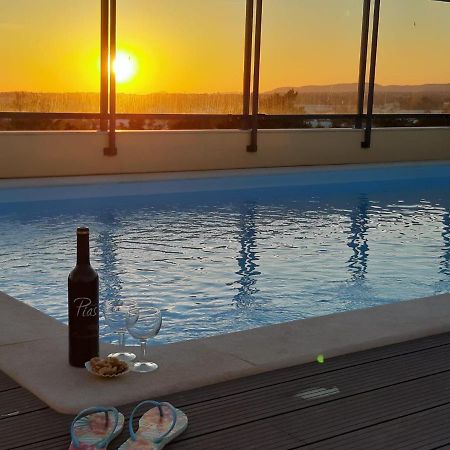 2Bed With Rooftop Pool In Marina Village - Ольян Экстерьер фото